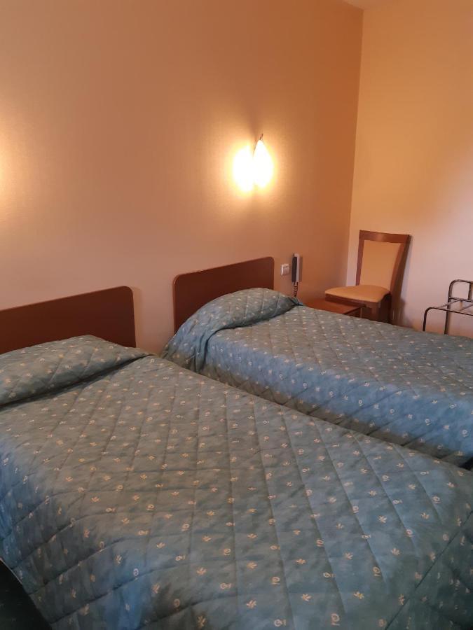 Hotel les forges Noyal-sur-Vilaine Eksteriør billede